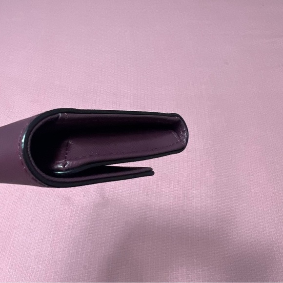 Kate Spade Laurel Way iPhone Wristlet Wallet, NWOT - Picture 8 of 10